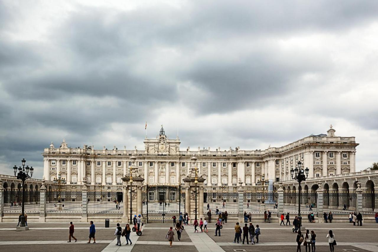 Apartamentos Felipe IV Plaza Mayor マドリード エクステリア 写真